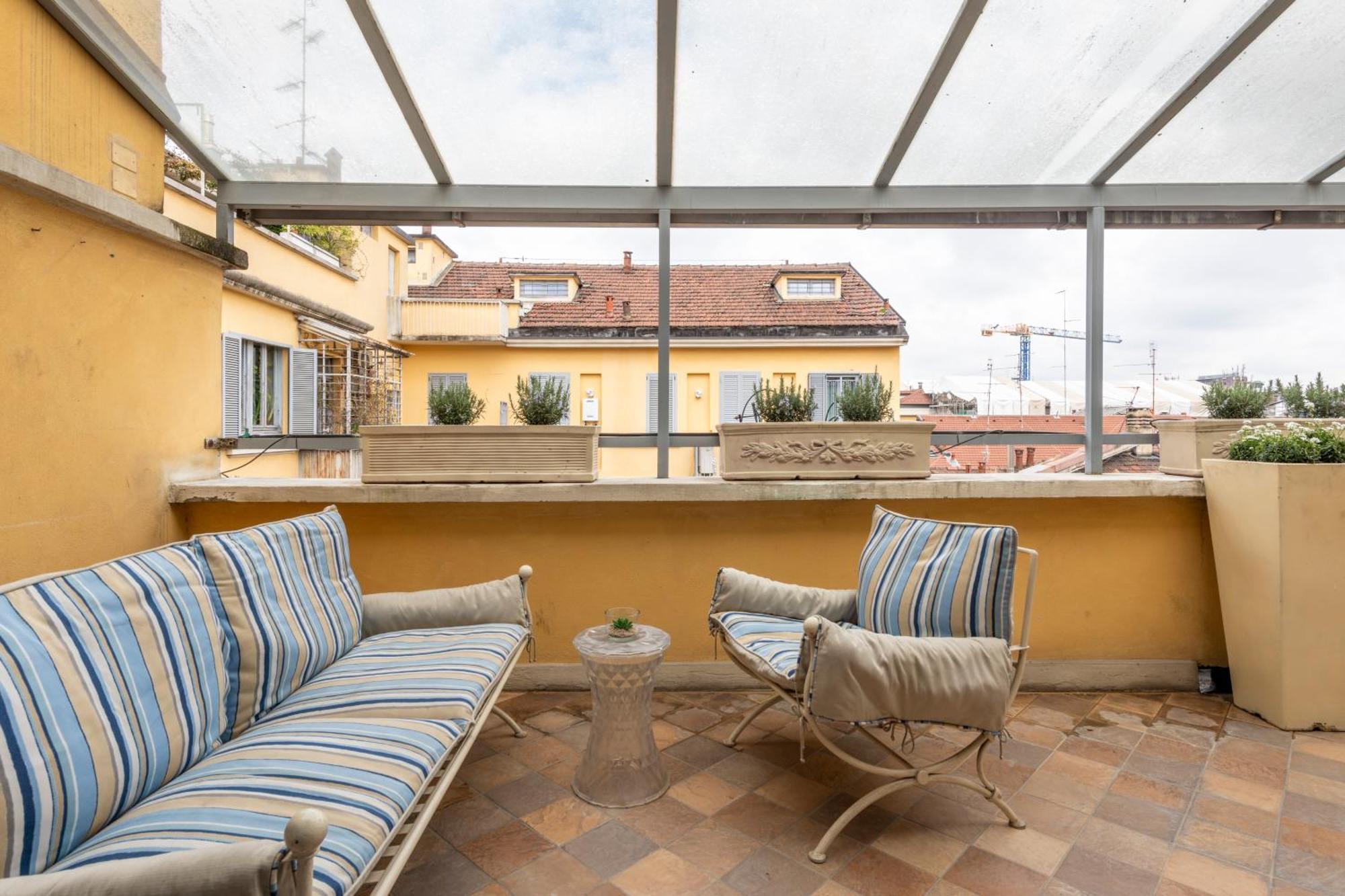 Milan Royal Suites - Centro Cadorna Luaran gambar