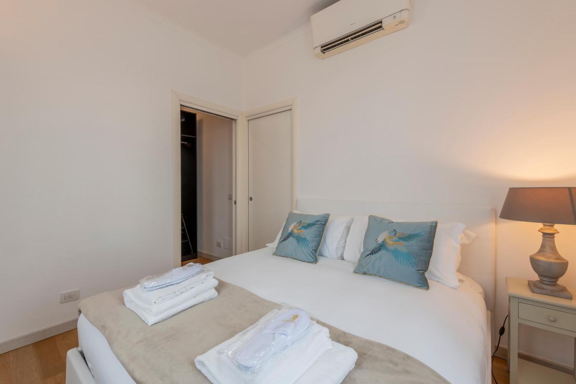 Milan Royal Suites - Centro Cadorna Luaran gambar